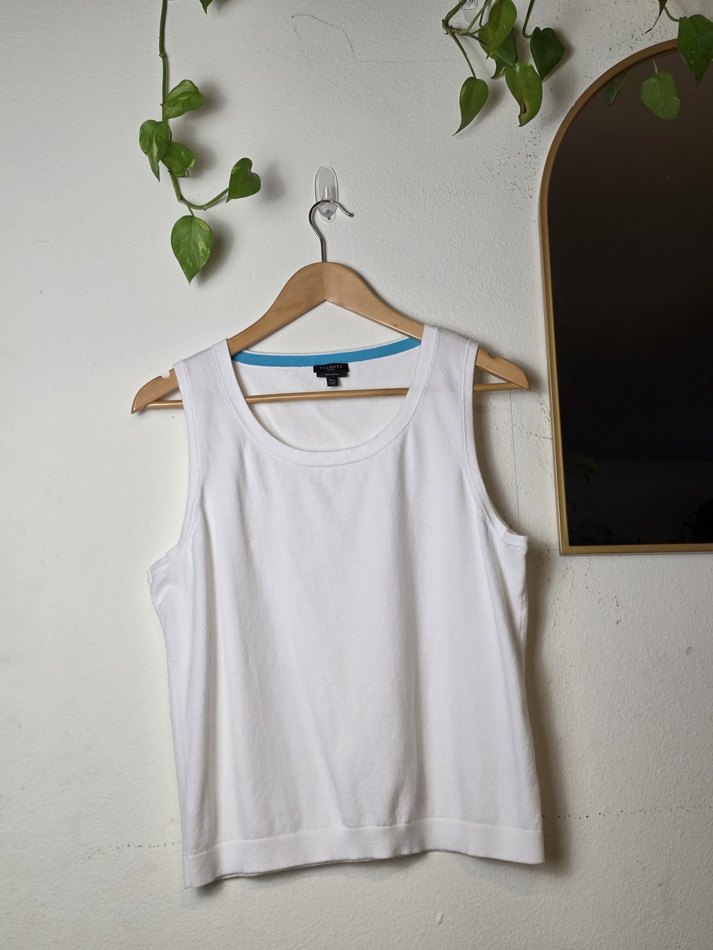 Talbots White Sleeveless Tank Top